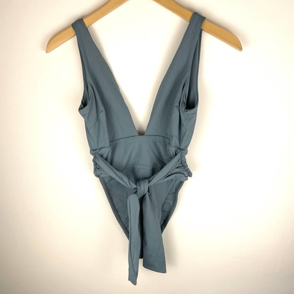 L*SPACE X Hanna Montazami Penelope One Piece Swimsuit Slated Glass Small New - Picture 5 of 15